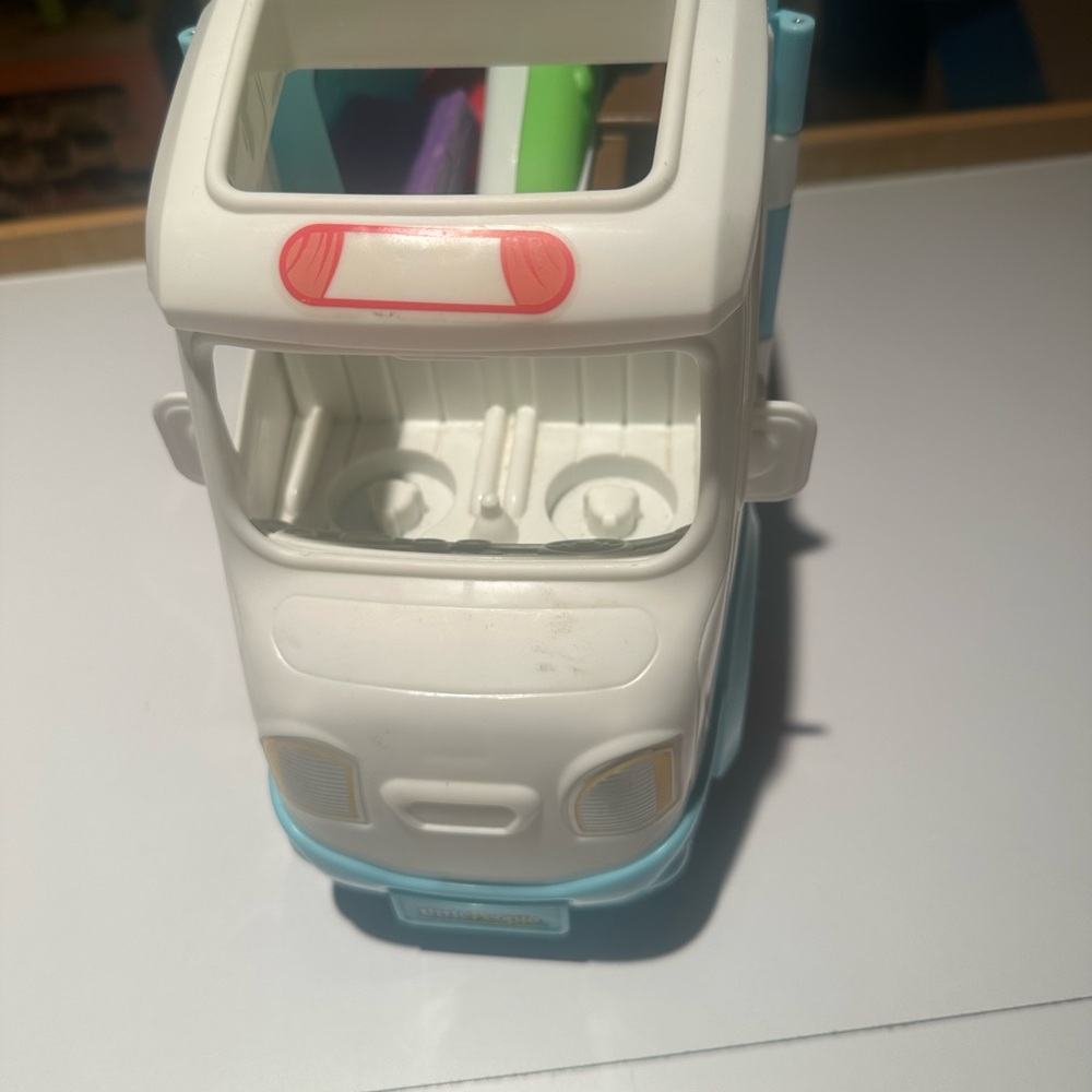 Fisher-Price Little People Toy Story Jessie’s RV Camper - Picture 2 of 9